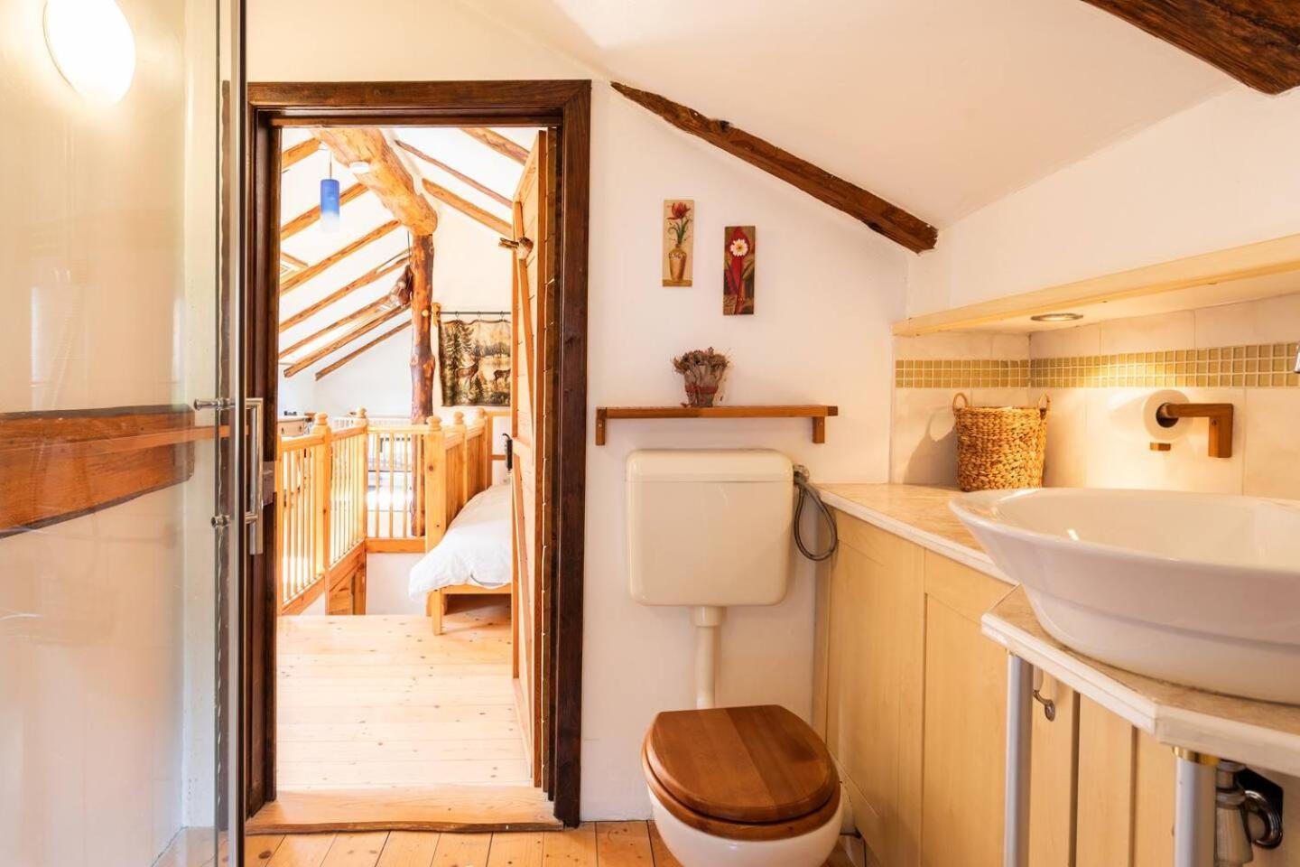 Holiday Home Katric Kamno Zewnętrze zdjęcie