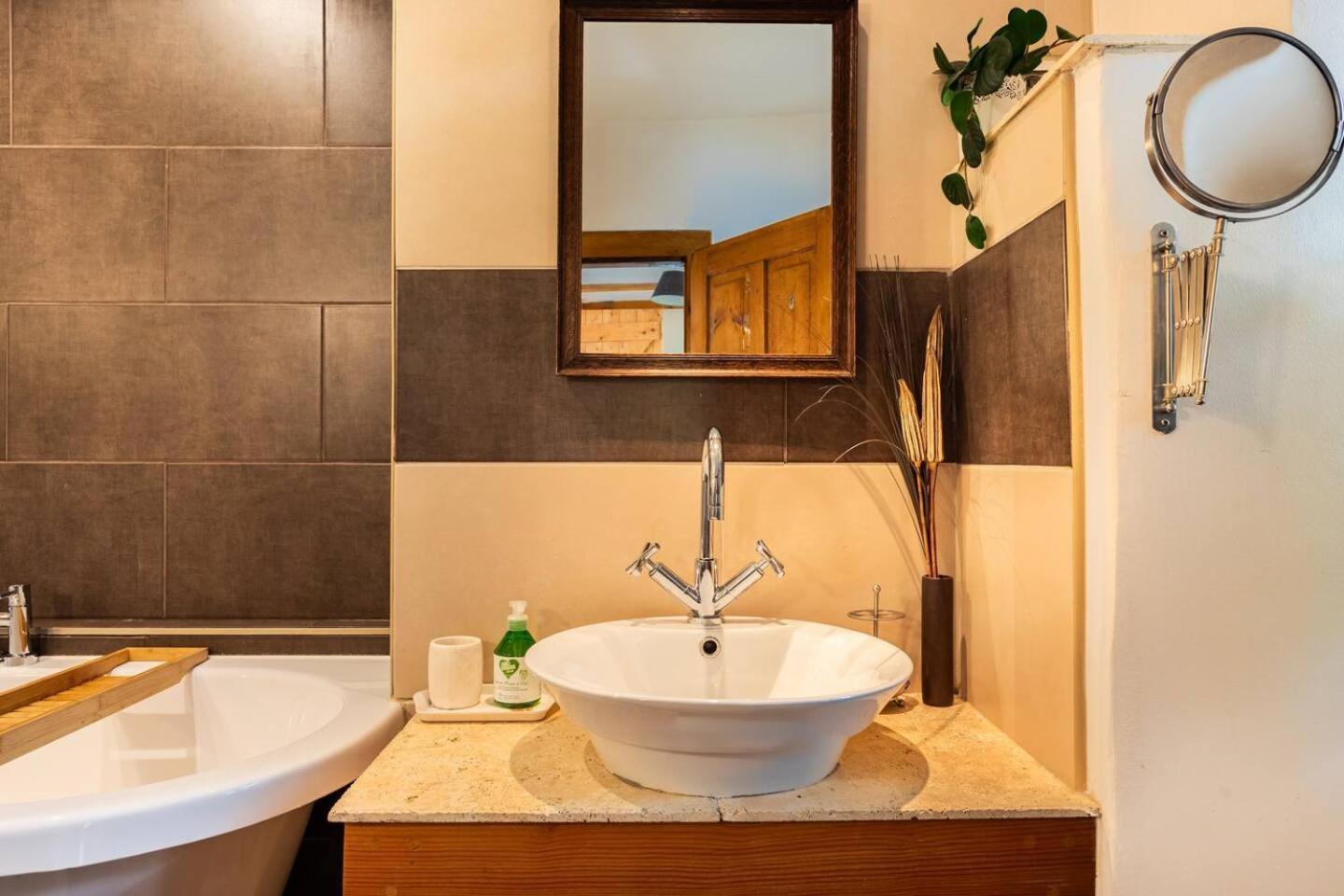 Holiday Home Katric Kamno Zewnętrze zdjęcie