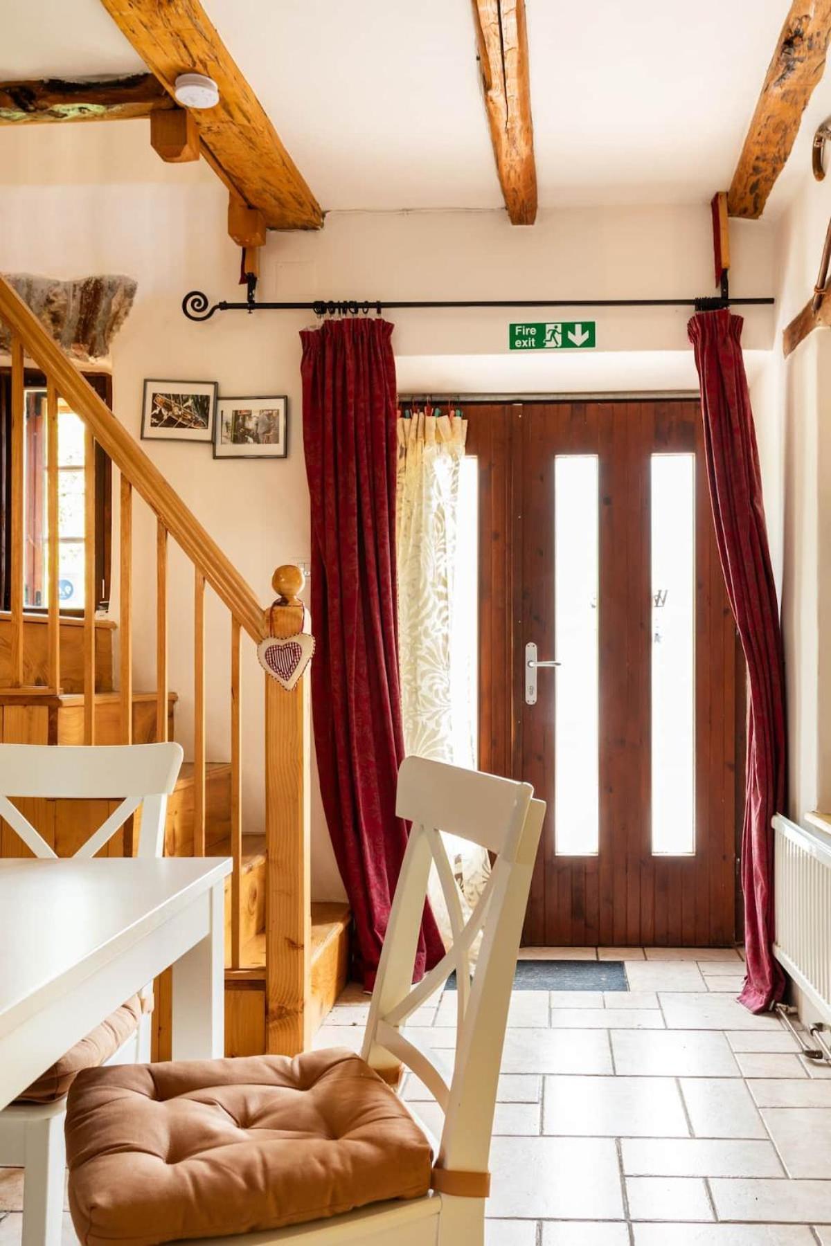 Holiday Home Katric Kamno Zewnętrze zdjęcie