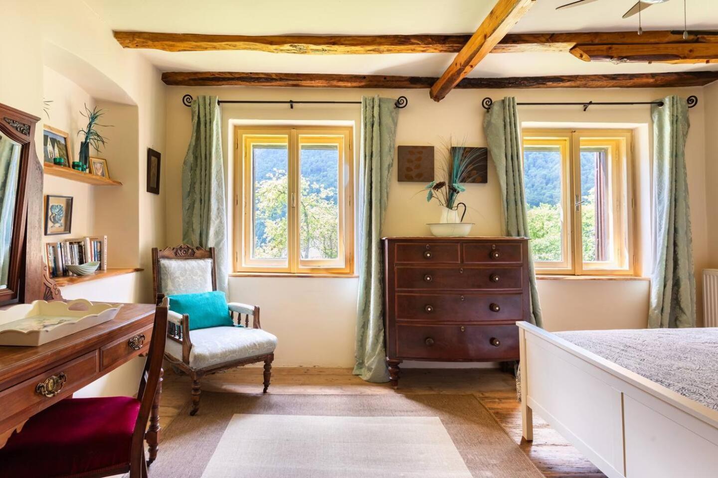 Holiday Home Katric Kamno Zewnętrze zdjęcie