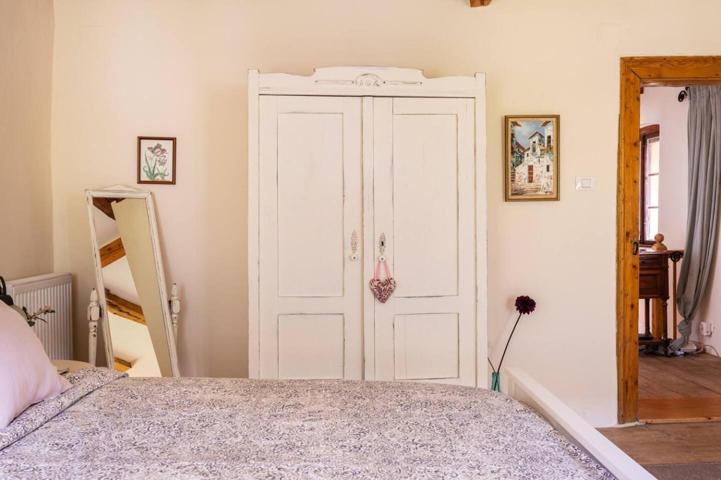 Holiday Home Katric Kamno Zewnętrze zdjęcie