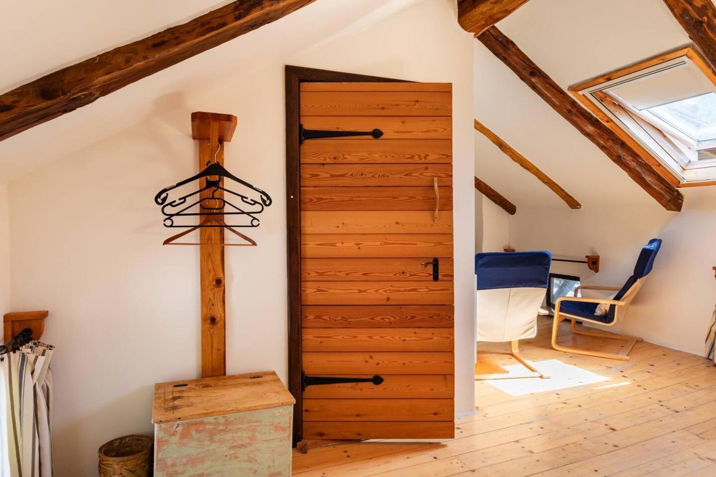 Holiday Home Katric Kamno Zewnętrze zdjęcie